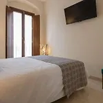 Lumbreras Deluxe Suites