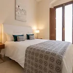 Lumbreras Deluxe Suites