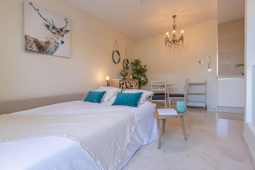 Lumbreras Deluxe By Valcambre Apartment Seville